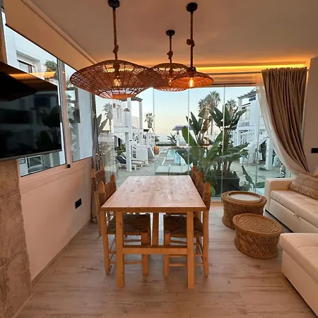 Linda Vista Apartment *