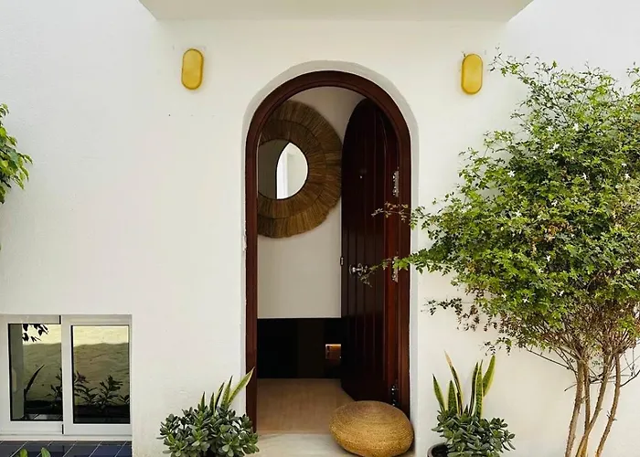 Linda Vista